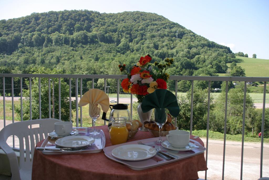 Le Relais De La Vallee Hyèvre-Paroisse Eksteriør bilde